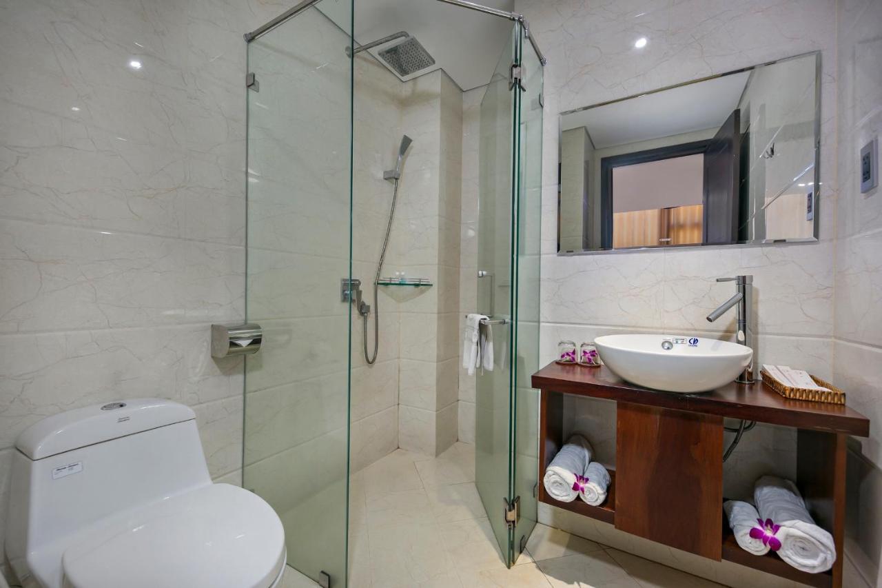 Sea Flower Hotel Da Nang Exterior photo