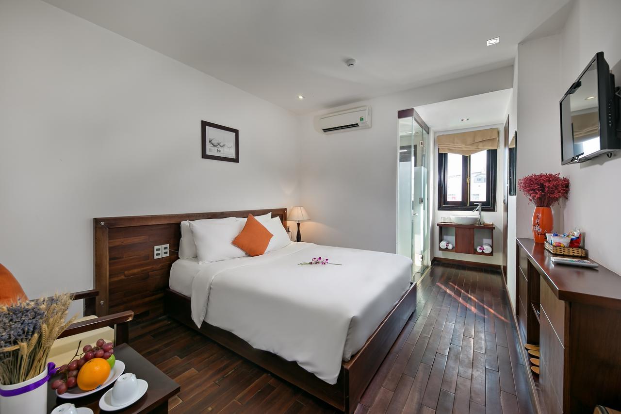Sea Flower Hotel Da Nang Exterior photo